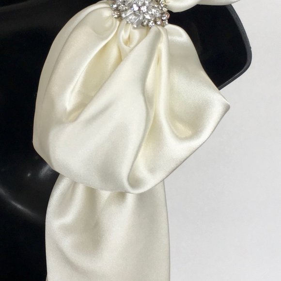 Sophia Tolli Size 06 Ivory A-Line Wedding Gown - Picture 8 of 10